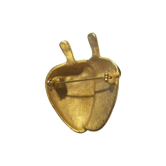 Vintage Enamel Strawberry Brooch with Gold Stem - Picture 6 of 7